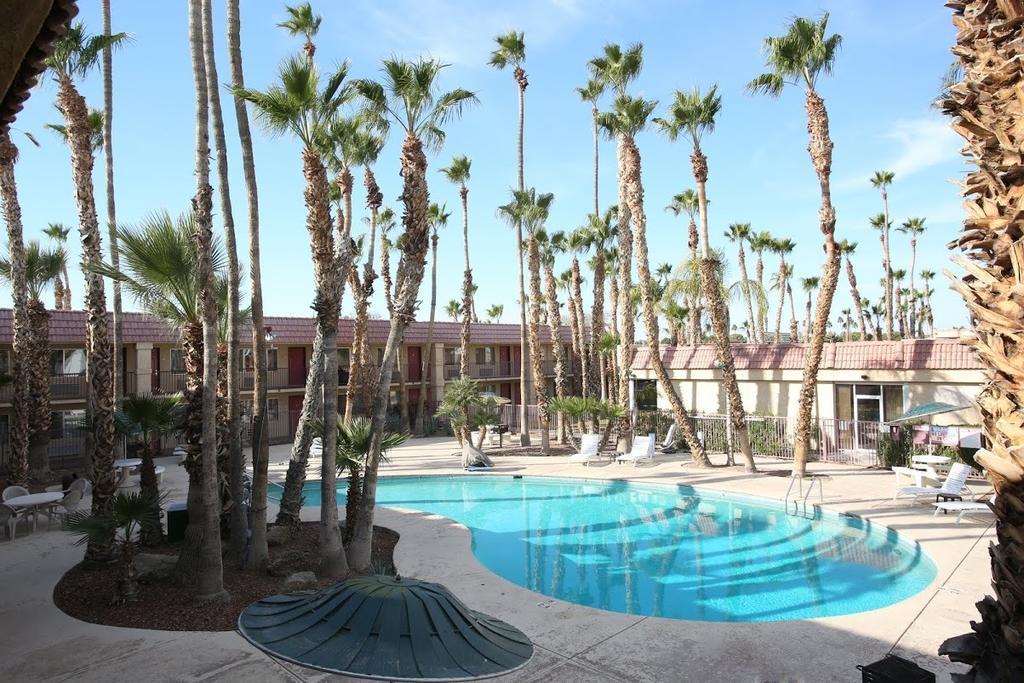 Ramada By Wyndham Yuma Motel Ngoại thất bức ảnh
